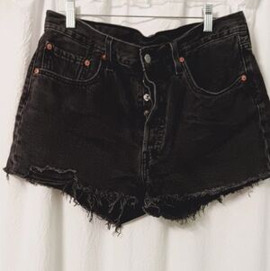 Levis 501 High Rise  cut off Button Fly  Shorts Size L/31